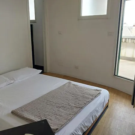 La Terrazza בית הארחה 4*